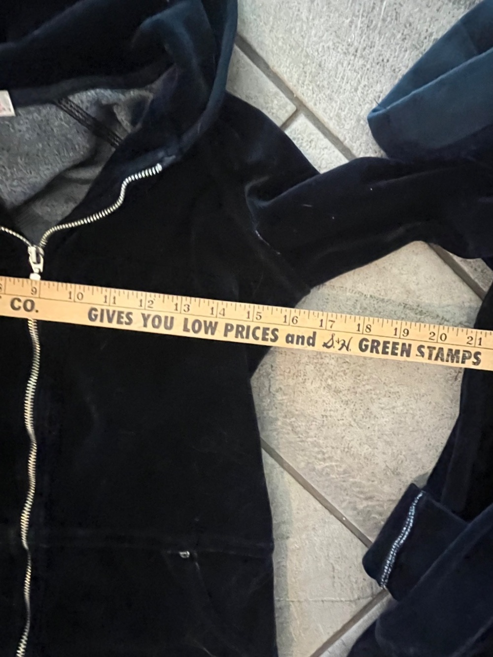 Bejeweled by Susan Fixel Vtg Y2K Black Velour Rhinestone Tracksuit Set Sz S - Picture 7 of 12